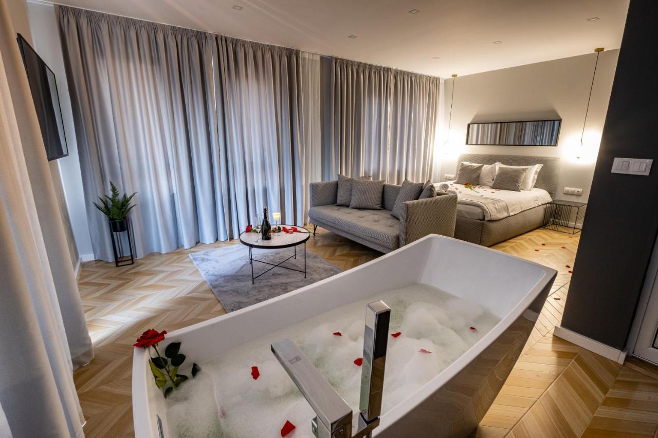 Студио С Вана И Гледка В "The House" С Термална Зона Velingrad Bagian luar foto